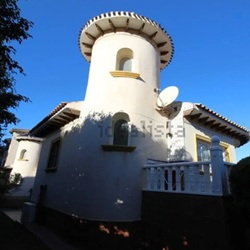 Voorgevel van een woning bezichtigd in Orihuela