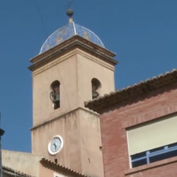 Binnenplein bij de kerk van San Pedro in Agost
