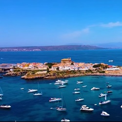 Wandelpad Las Salinas Santa Pola Wandelpad langs zoutmeren van Santa Pola