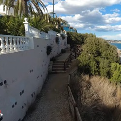 Straatje met historische gevels in Benissa