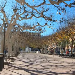 Uitzicht op Pego vanaf de heuvel