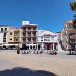 Ambachtelijke winkel met wijn en streekproducten in Teulada