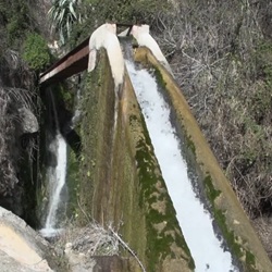 Algar watervallen in de natuur bij Polop